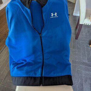 Under Armour mens zip up jacket size 2XL